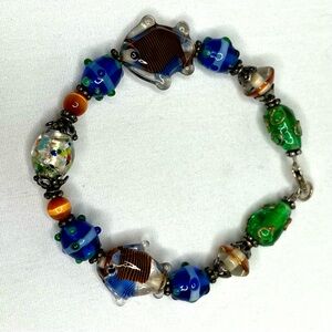 Multicolored Glass Bead Fish Bracelet with Silver Clasp